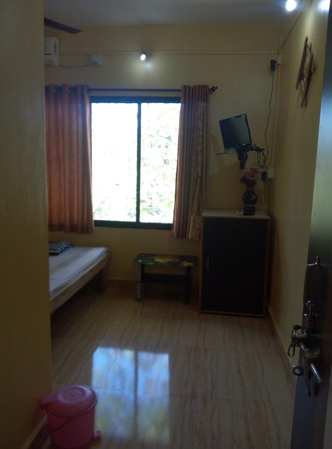 Om Shree Bed And Breakfast Harihareshwar Zewnętrze zdjęcie